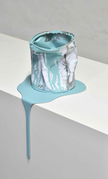 Le vieux pot de peinture