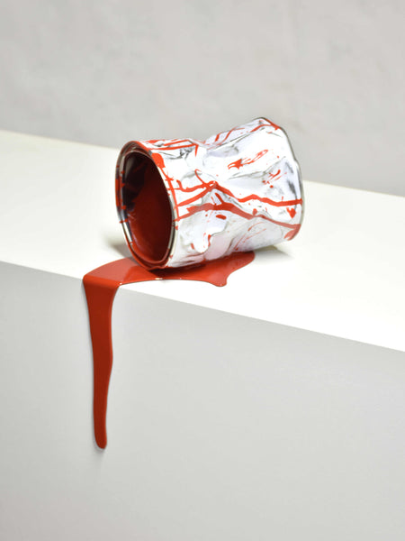 Le vieux pot de peinture