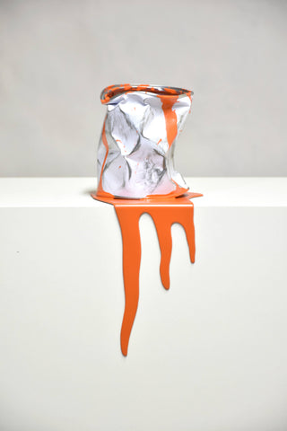 Le vieux pot de peinture