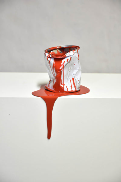 Le vieux pot de peinture