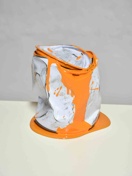 Le vieux pot de peinture