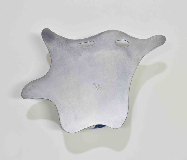 Le vieux pot de peinture Bleu