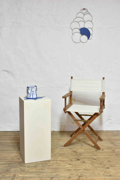 Le vieux pot de peinture Bleu
