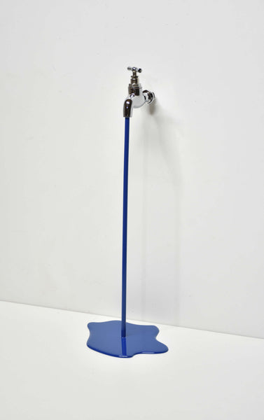 Étonnamment bleu