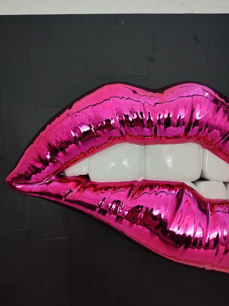 Wall Lips