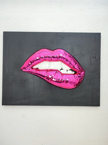 Wall Lips